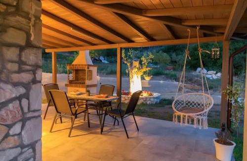 Sithonia Villa | White Stone Villas Dimitra and Eleni