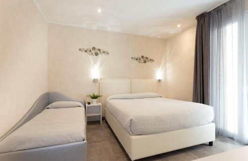 Igea Marina Apartment | White Suite & Apartments