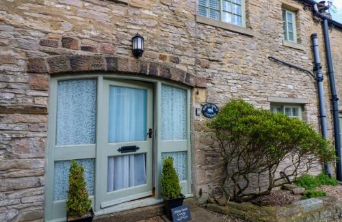 Middleham House | White Swan Cottage