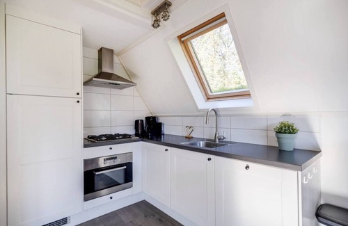 Zwiggelte House | White Wagtail I Beautiful Bungalow near the Woods