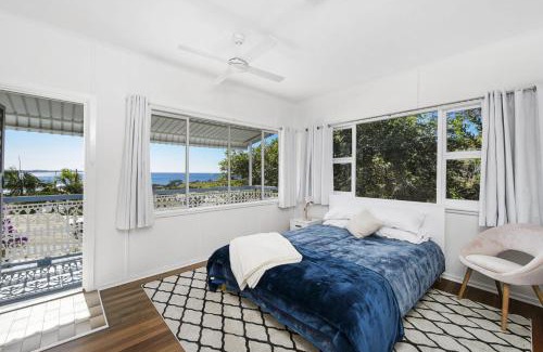 Crescent Head House | Whitecaps, 26 East Street