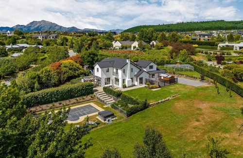 Wanaka House | Whitehaven - Hosted by NZSIR Luxury Rental Homes