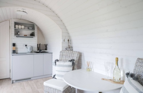 North Berwick House | Whitekirk Cabin (Hill Views)