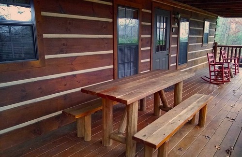 Franklin Cabin | Whitetail Cabin - 2 Bedroom/1 Bath Vacation Rental