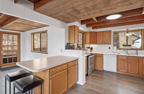 Innsbrook Ski Chalet | Whitetail Lakeside Retreat by Innsbrook Vacations!