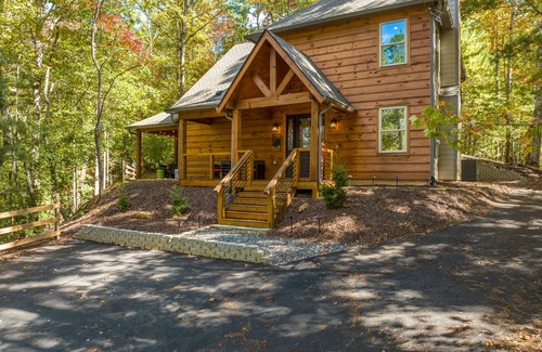 Ellijay House | Whitetail Woods 3 Bedroom Home by RedAwning