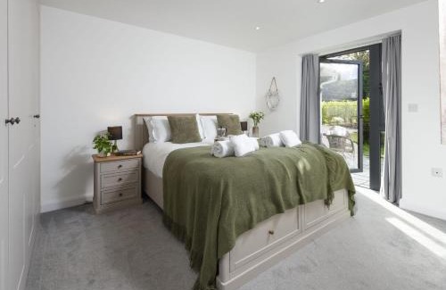 Camborne House | Whitewood