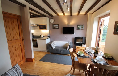 Little Witcombe Cottage | Whitley Elm Cottages