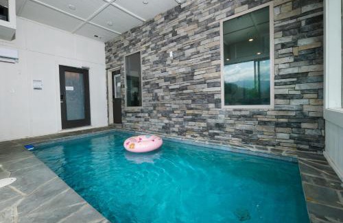 Chalet Village North Villa | Whitneys Way