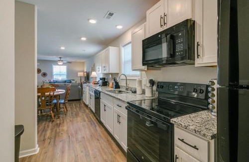 Clarksville House | Whole Home 1010 Franklin St