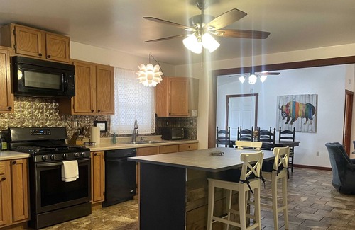 Bruno House | Whole House on 20 Acres near Buffalo River