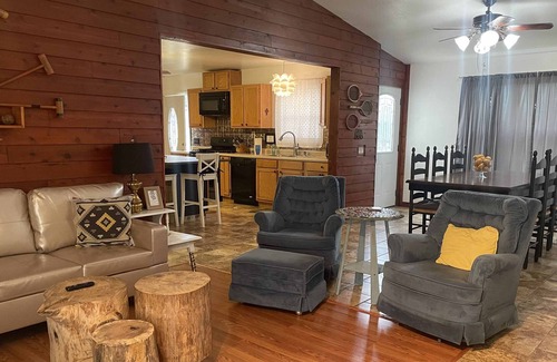 Bruno House | Whole House on 20 Acres near Buffalo River