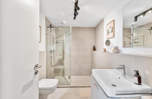 Neckarsulm Apartment | WHONAP - GREEN URBAN I Business I Zentral I Dachterrasse I Küche