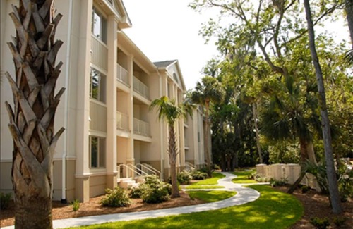 Hilton Head Resort | Why stay in a hotel when you can stay in a fully equipped villa?