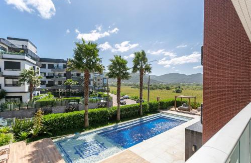 Lagoa Pequena Apartment | WI-FI 100MB | 120m da Praia do Campeche #CAMP07