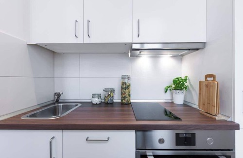 Prenzlauer Berg Apartment | Wichertstraße 47 Summ