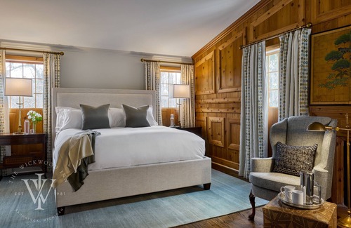 Saugatuck Bed & Breakfast | Wickwood Inn