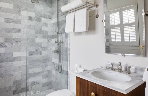 Saugatuck Bed & Breakfast | Wickwood Inn