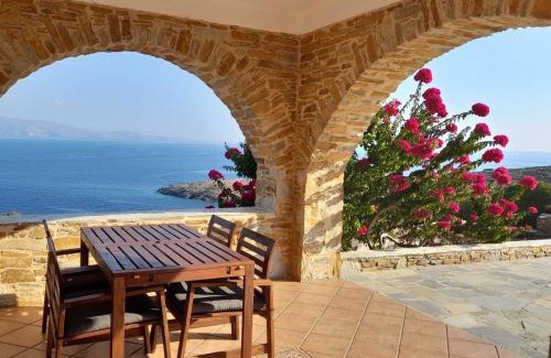 Kithnos Villa | Wide sea Maisonette
