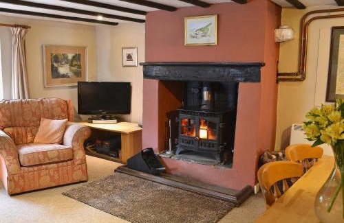 Alston House | Widows Cottage