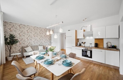 Sudvorstadt-Ost Apartment | "Wiener Palais" am "Großer Garten", Appartement , Arbeitsplatz, Familienfreundlich, Smart-TV