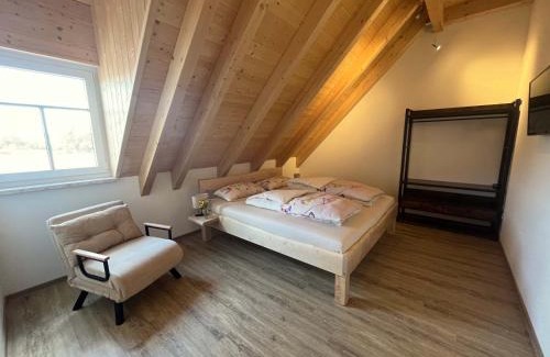 Aidhausen House | Wiesnblick Café & Zimmer