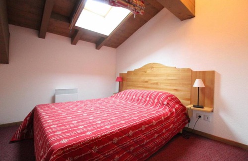 Val Cenis Apartment | Wifi, 10m from ski slopes, 4th floor, balcony, parking, tv, ski locker, 33m², Val Cenis