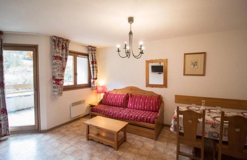 Val Cenis Apartment | Wifi, 10m from ski slopes, terrace, parking, tv, ski locker, 40m², Val Cenis