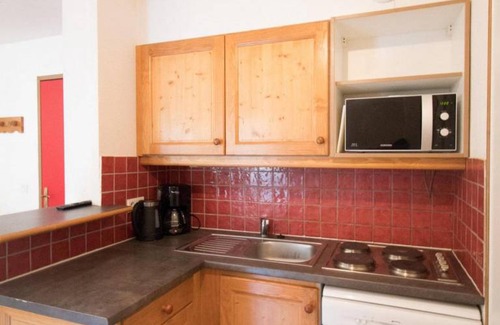 Val Cenis Apartment | Wifi, 10m from ski slopes, terrace, parking, tv, ski locker, 40m², Val Cenis
