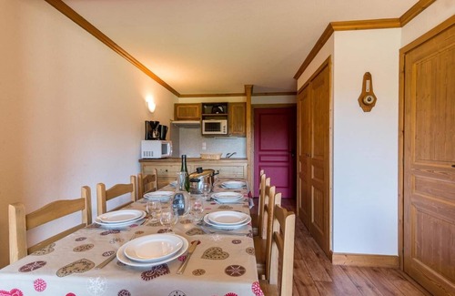 Bessans Apartment | Wifi, 50m from ski slopes, fitness, balcony, tv, ski locker, 50m², Bessans