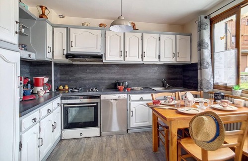 Saint-Marcel Apartment | Wifi, terrace, balcony, ski locker, 77m², Saint Martin de Belleville