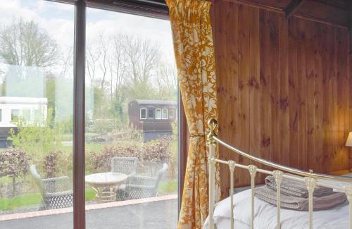 Stowmarket House | Wilby Halt-Ukc712