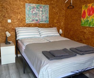 Cinderford Apartment | Wild Boar Cabin