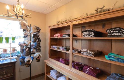 Eagle River House | Wild Eagle Lodge, 2 bedroom 2nd floor condo, #216