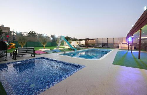 Al Dhaid Villa | Wild farm Football, Jacuzzi, BBQ Sharjah Khor fakkan