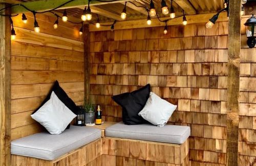 Monmouth Other | Wild Heart Cabin