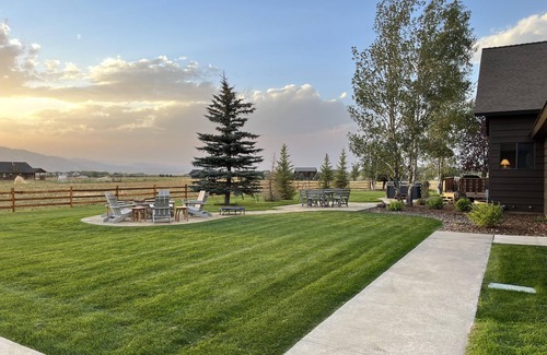 Victor House | Wild Mustang Ranch