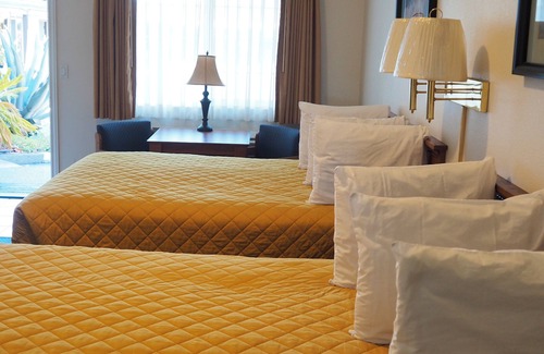 Brookings Hotel | Wild Rivers Motor Lodge