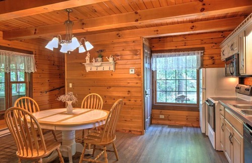 Millersburg Cabin | Wild Rose - Secluded Cabin Getaway with Hot Tub, Kitchen, and Fireplace