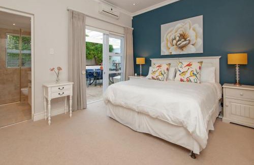 Kwaaiwater Villa | Wild Waters at Kraal Rock on the cliffs in Hermanus
