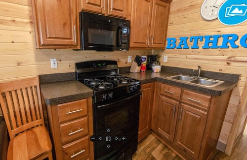 Menifee RV Rental | Wilderness Lakes RV Resort