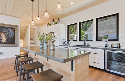 Kalispell House | Wilderness Retreat-Gorgeous home on 5+ acres with amazing views