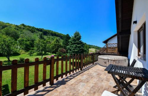 Rakovica Villa | Wildernest Holiday Home