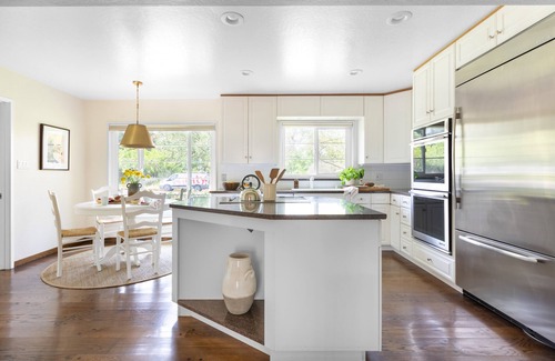 Sonoma Villa | Wildflower by AvantStay | Gorgeous Wine Country Home w/Pool!