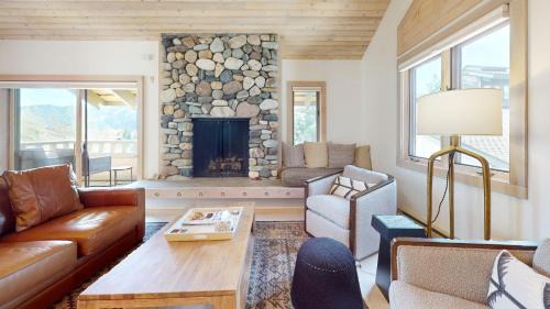 Elkhorn House | Wildflower Condo 617