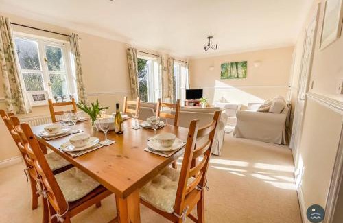 Weymouth House | Wildflower Cottage - Sutton Poyntz