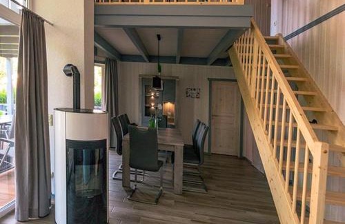 Mirow House | Wildgans Classic 250