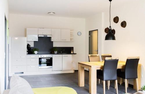 Rofleuten Apartment | Wildgrün Panorama Lodge 4