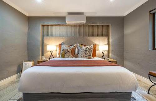 Hoedspruit Cabin | Wildheart Safari - Zesty Zebra