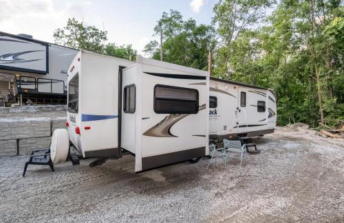 Miller Beach House | Wildwood Camper: Grill Firepit Pets OK